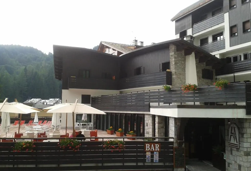 Hotel Arlecchino - Dada Hotels Madesimo 3*,